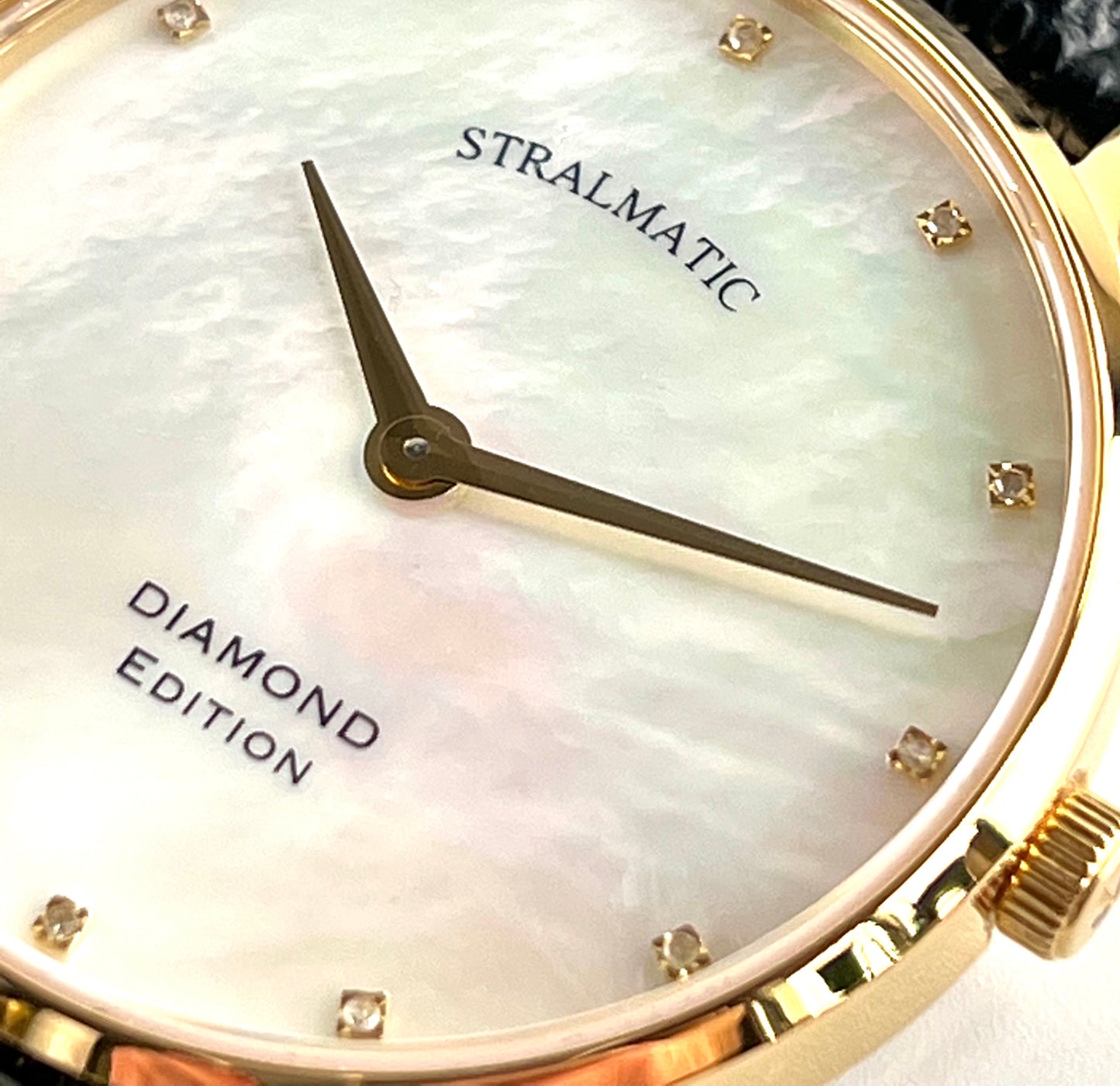 Damenuhr Diamond Edition goldfarben, Ref. SNL-35014